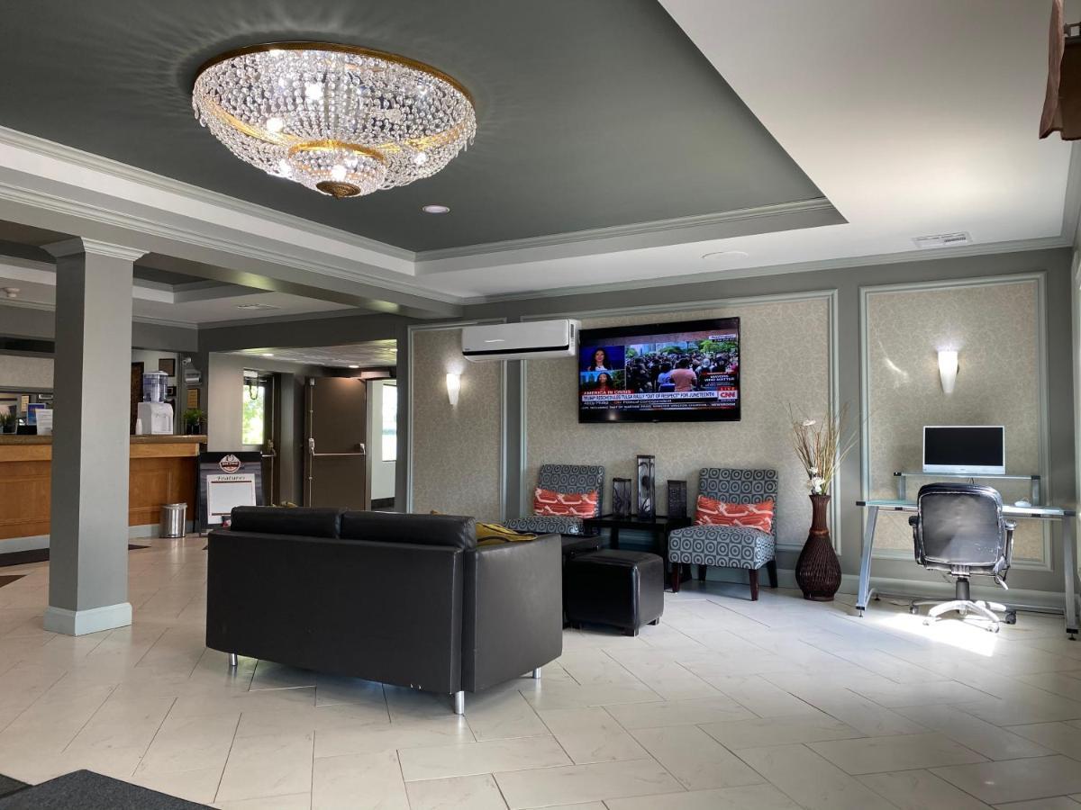 Travelodge By Wyndham Miramichi New Brunswick Extérieur photo