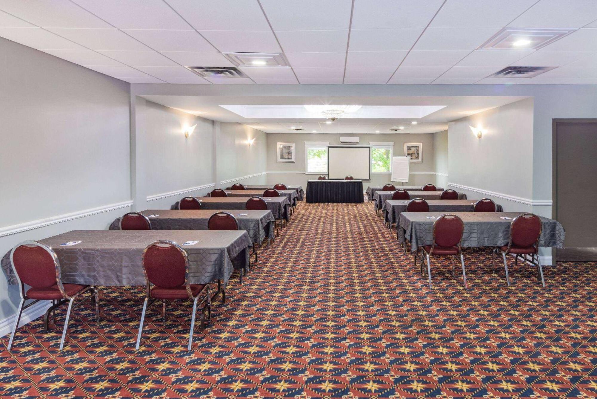 Travelodge By Wyndham Miramichi New Brunswick Extérieur photo